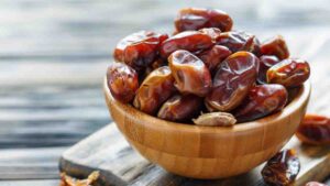 பேரீச்சம் பழத்தின் நன்மைகள் | Dates Benefits in Tamil