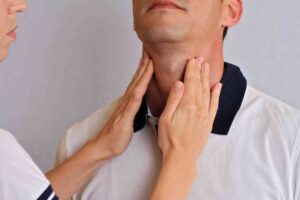 what is thyroid in tamil